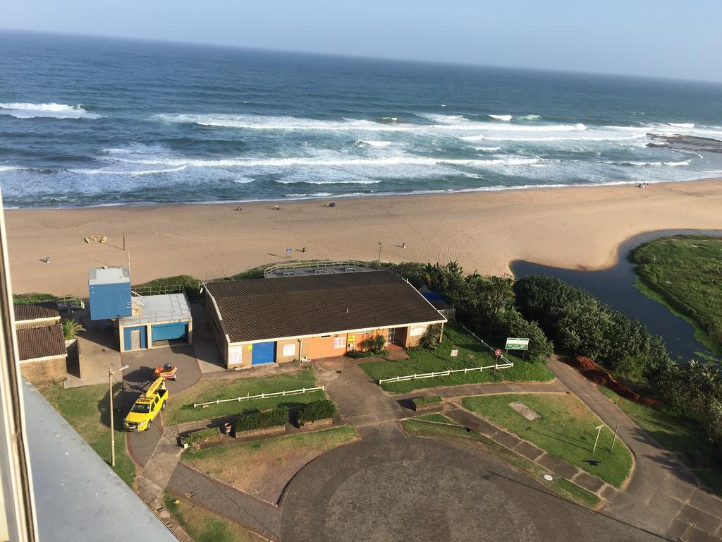 South Coast Beachfront Holiday Apartments Amanzimtoti Exterior foto