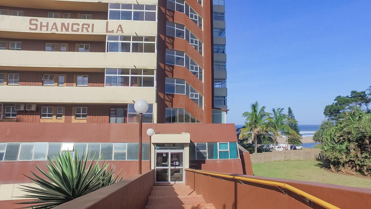South Coast Beachfront Holiday Apartments Amanzimtoti Exterior foto