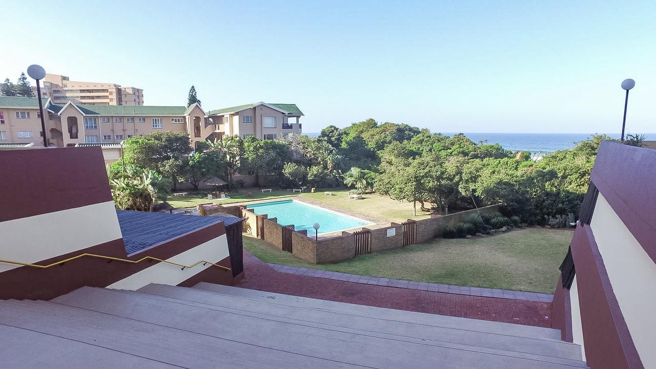 South Coast Beachfront Holiday Apartments Amanzimtoti Exterior foto