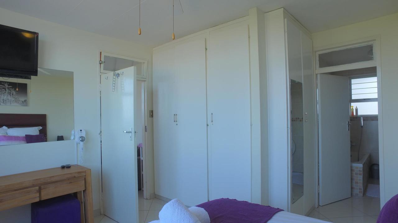 South Coast Beachfront Holiday Apartments Amanzimtoti Exterior foto
